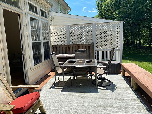 Trex Deck off kitchen