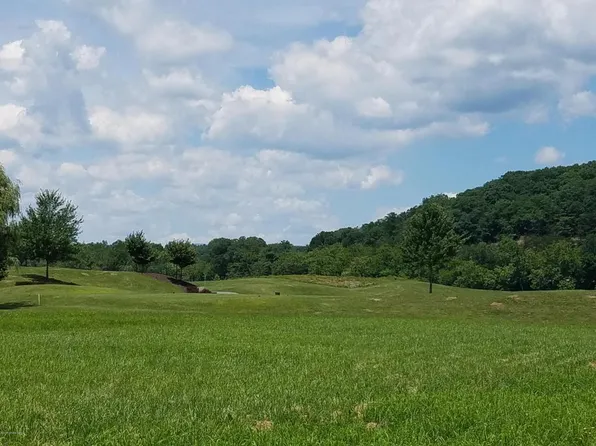 8268 Sawgrass Way, Radford, VA 24141