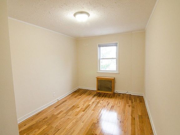 5th image of 2059 21st St #2