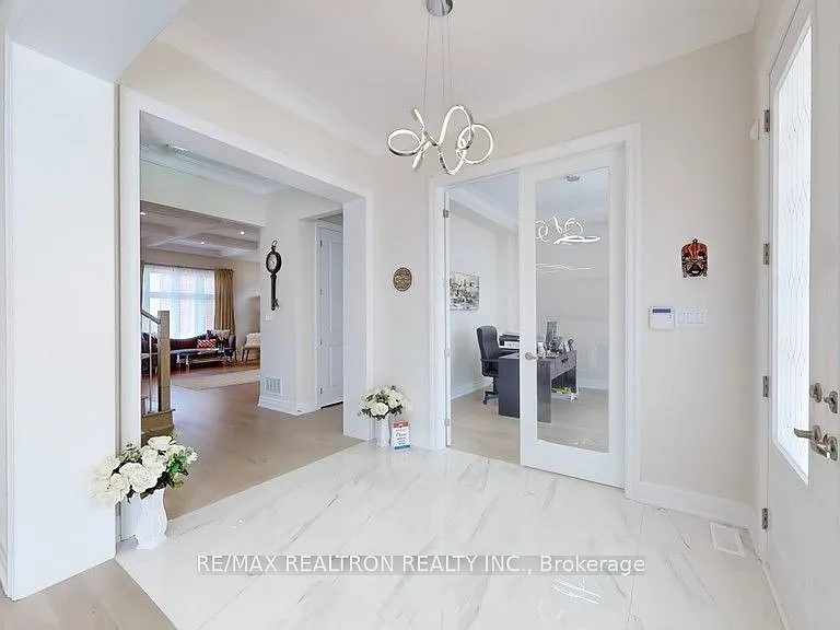 41 John Dallimore Dr — Photo 5