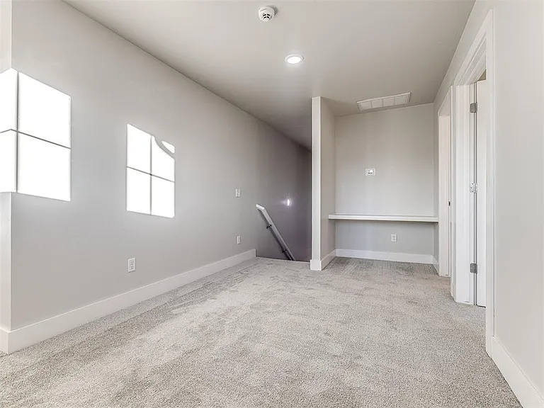 4308 Luke Ln — Photo 30
