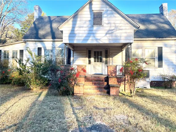 3075 Sycamore Rd, Royston, GA 30662