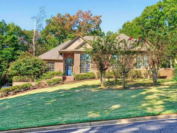 161 Essex Dr, Sterrett, AL 35147
