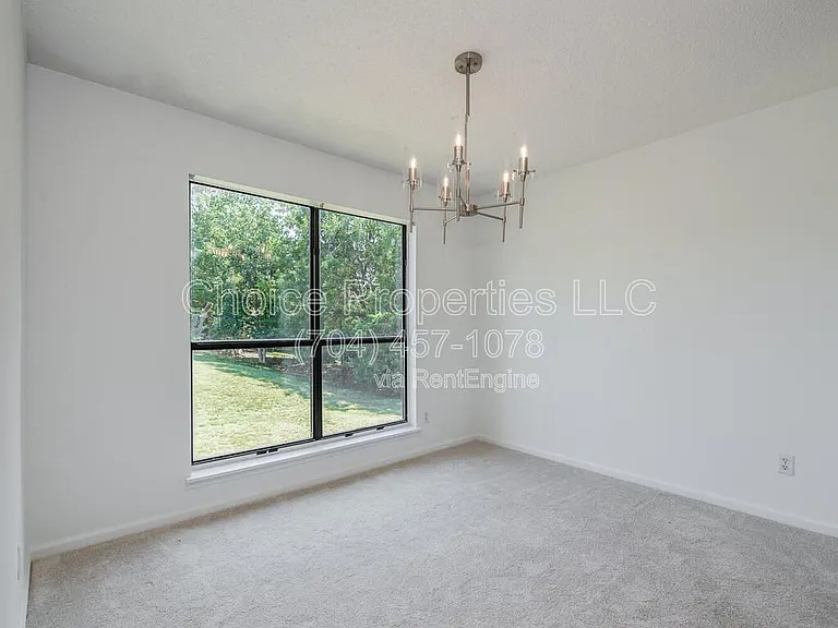 11042 Running Ridge Rd — Photo 8
