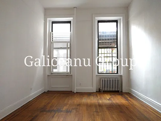 Rented by Lexington Real Estate Group | media 23