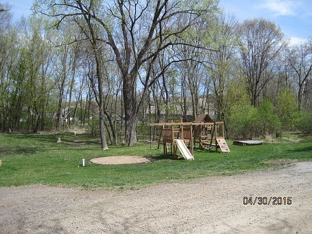 2nd image of 871 Century Ave S