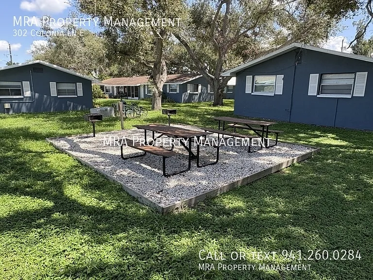 302 Colonia Ln E — Photo 12