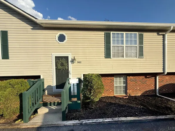 902 Goose Meadow Dr, Forest, VA 24551