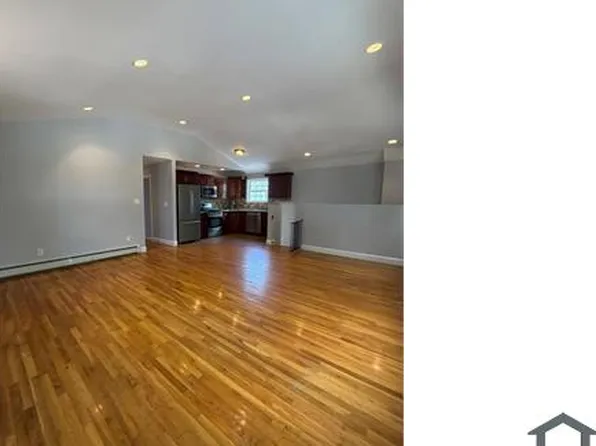 140-19 247th St, Rosedale, NY