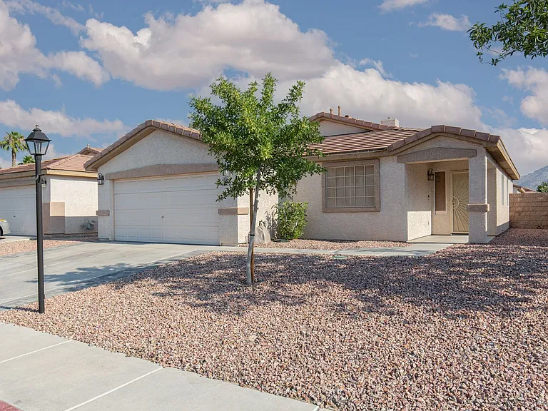 4912 Peaceful Pond Ave — Photo 5