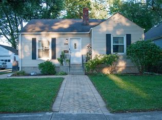 234 S Ridge St, Crown Point, IN 46307