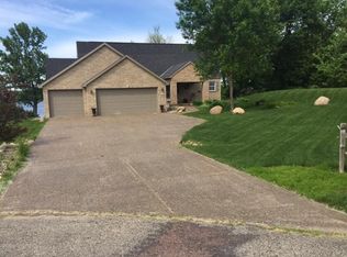 6806 Rachel Ridge Ct, Maple Plain, MN 55359