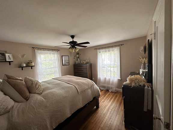 5th image of 31 Sunny Cove Dr