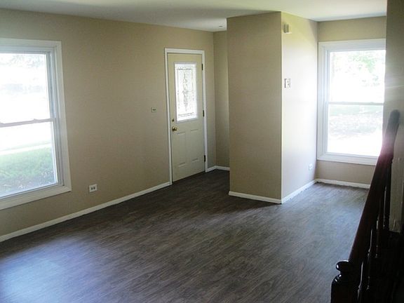 2nd image of 2302 Hyde Ct