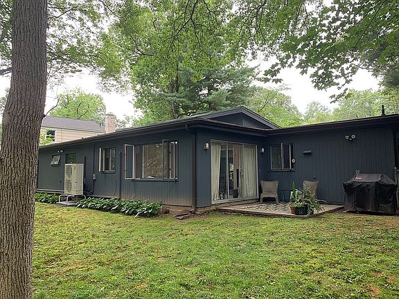 4th image of 16 Morton Ln
