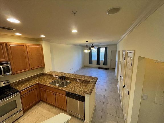 3rd image of 2846 BELLA VISTA DRIVE