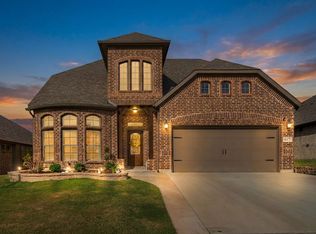 617 Antswood Dr, Fort Worth, TX 76108