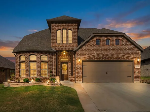 617 Antswood Dr, Fort Worth, TX 76108