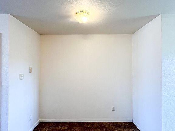 4th image of 4004 Gus Dr APT B