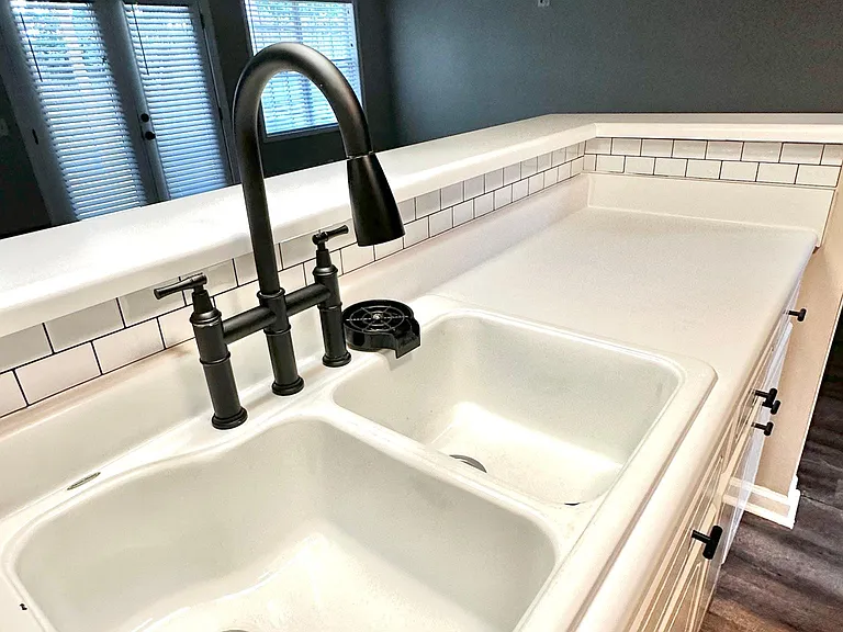 128 Commons Dr — Photo 12