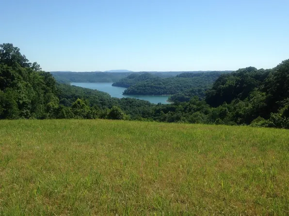 8350 Silver View Ln, Silver Point, TN 38582