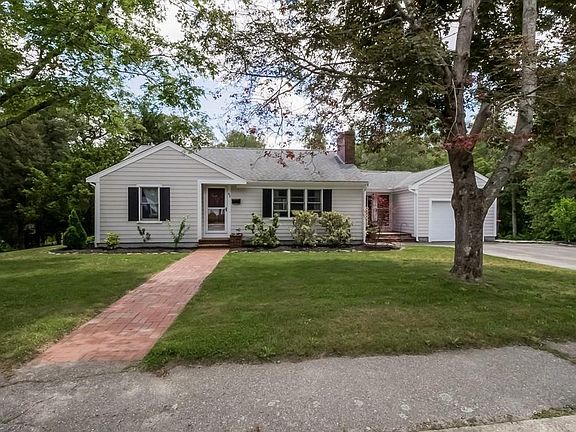 2nd image of 52 Forest Avenue Ext