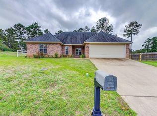 3206 Patricia Dr, Nacogdoches, TX 75961