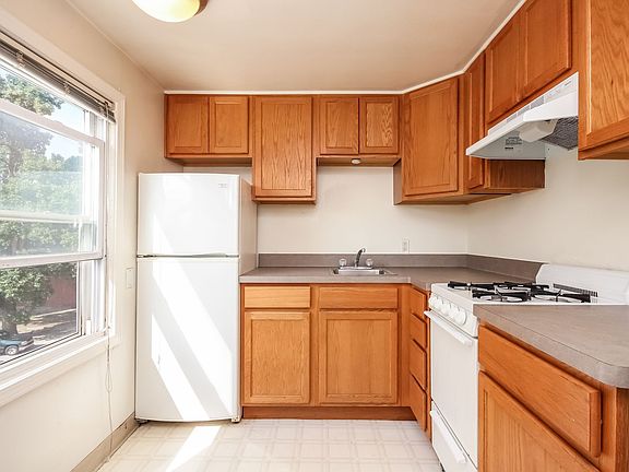 2nd image of 514 S Forest Ave APT 7
