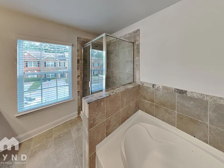 10143 Benton Woods Dr — Photo 12