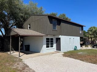 907 & 909 57th Avenue Pl E, Bradenton, FL 34203