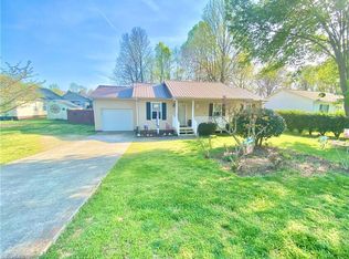 511 Westover Dr, High Point, NC 27265
