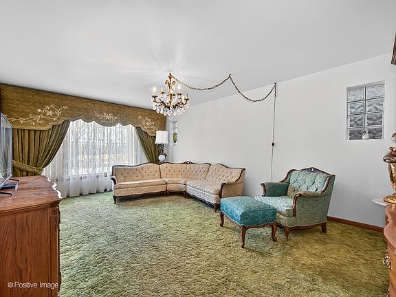 4th image of 4506 N Oak Park Ave