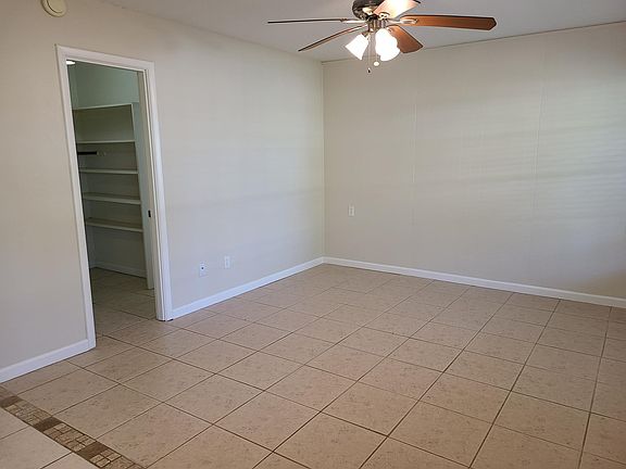 5th image of 108 Alder Ave SE #2