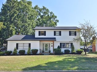 8392 Evangeline Dr, Columbus, OH 43235
