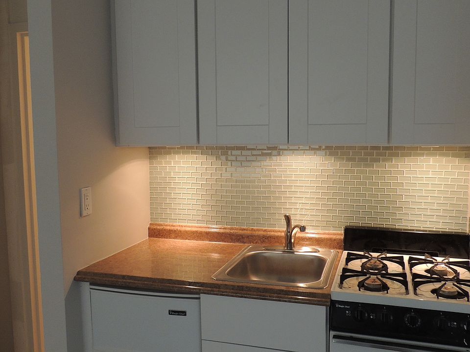 2nd image of 4515 Willard Ave APT 705