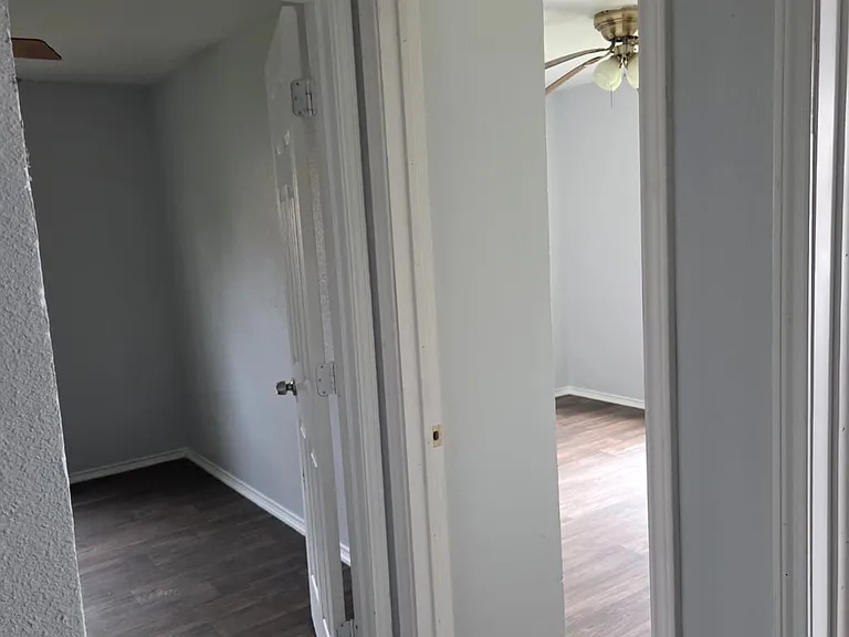 3009 Barnes Dr — Photo 11