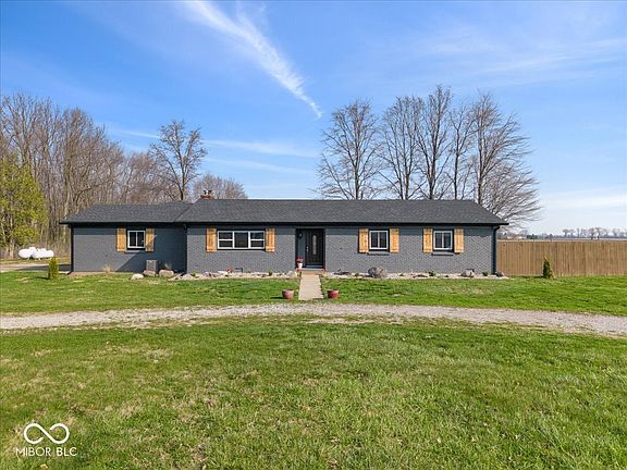 3rd image of 732 W 700 N