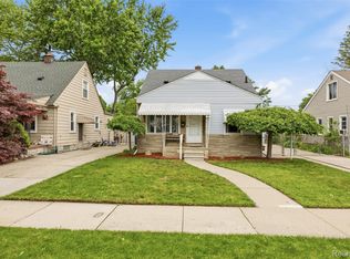 21326 Carlysle St, Dearborn, MI 48124