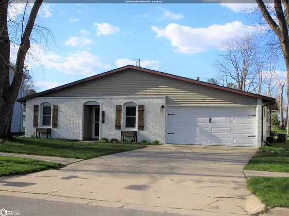 208 E Elm St, Iowa Falls, IA 50126