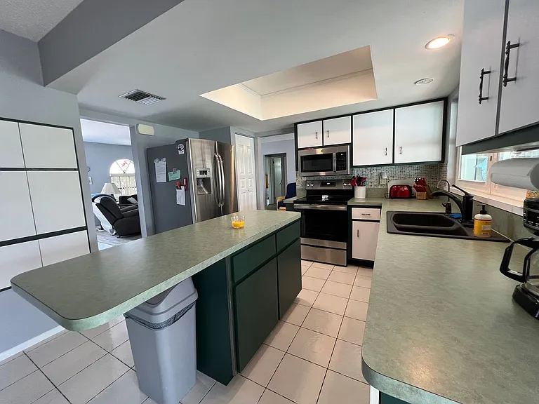 2421 Ivanhoe St — Photo 13