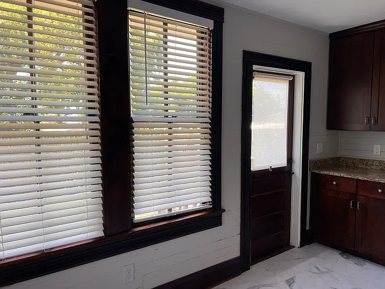 2404 N Morgan St — Photo 14