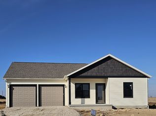 910 Pheasant Run, Lomira, WI 53048