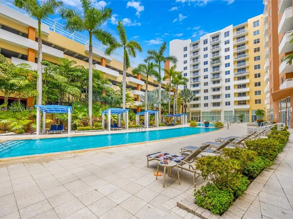 2775 NE 187th St APT 318, Aventura, FL 33180