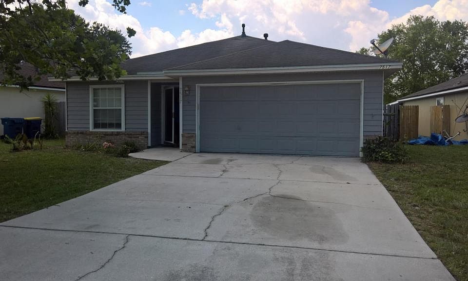 1st image of 7517 International Village Dr