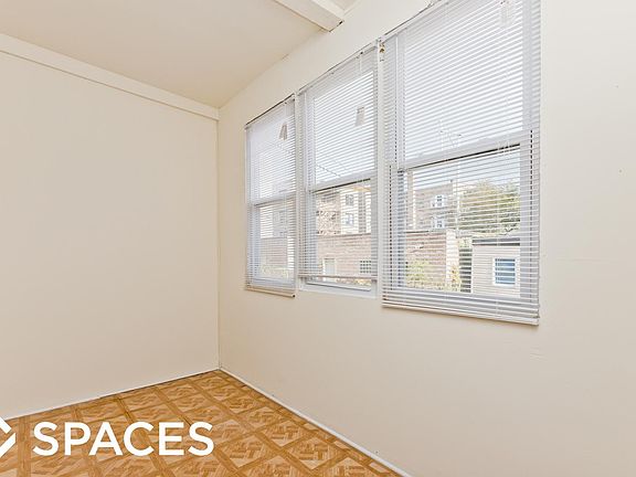 4th image of 5009 N Damen Ave #1SPG