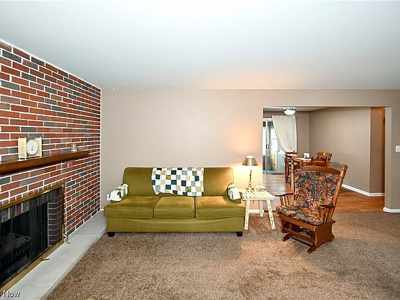 4th image of 153 E Boyer St