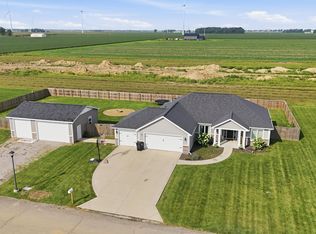 833 Brian Dr, Payne, OH 45880