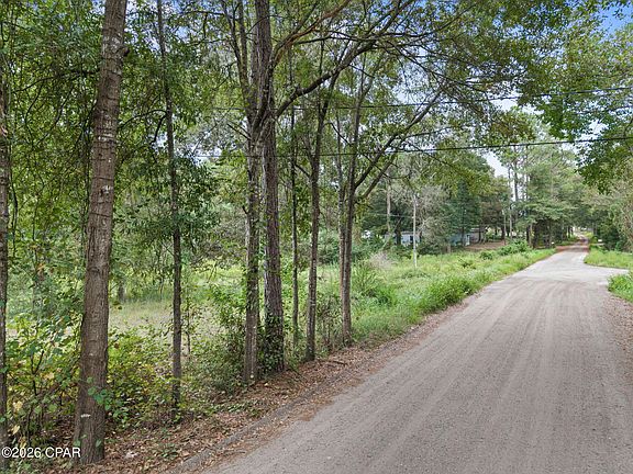 4th image of Everly Rd