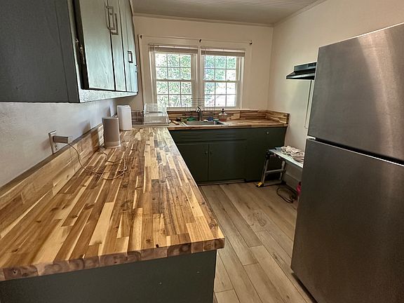 4th image of 1513 Kirk St