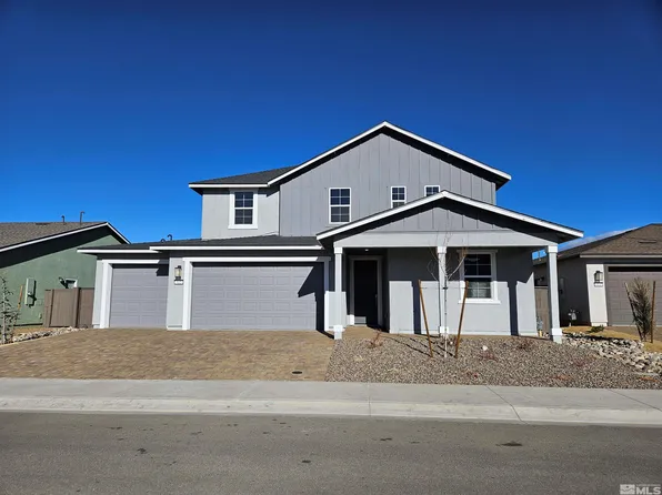 912 Carriage Ct, Gardnerville, NV 89410